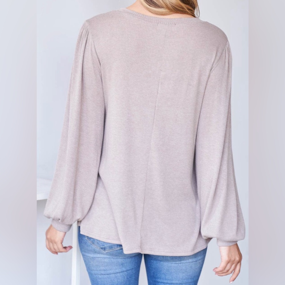 NWT Ribbed Sweater Top - Picture 2 of 2
